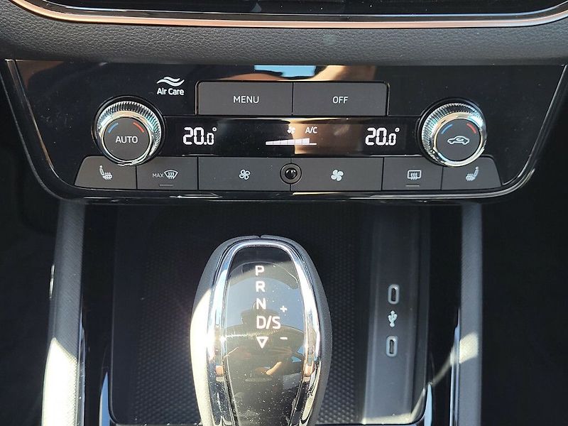Škoda Kamiq Top Selection 1,5TSI 110kW - fotka 24 z 27