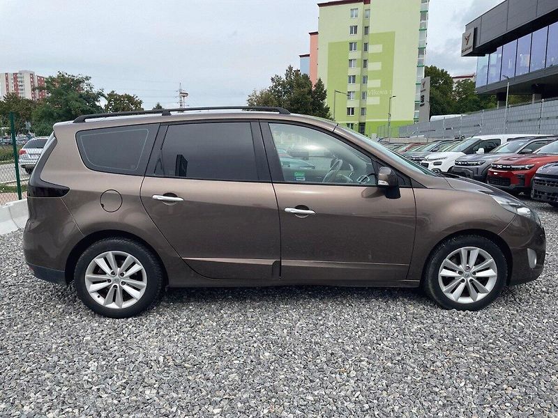 Renault Grand Scénic (2010) 1.5 dCi,78kW,ČR,AC - fotka 6 z 32