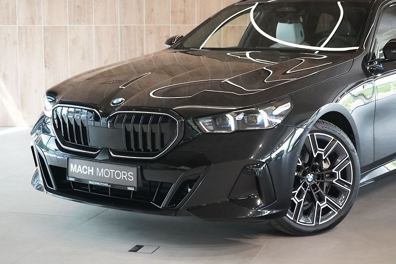 BMW Řada 5 540d xDrive, Bowers, Tažné - fotka 2 z 50
