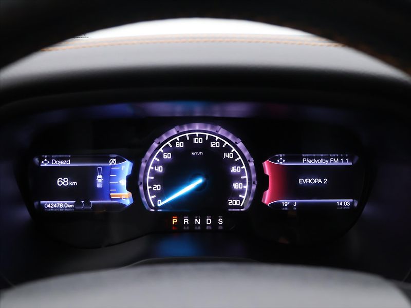 Ford Ranger 2,0 TDCi 156kW Aut. Wildtrak - fotka 15 z 30