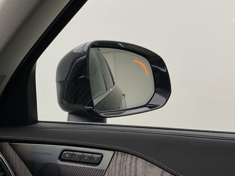 Volvo XC90 B5 AWD INSCRIPTION AUT CZ 7m - fotka 40 z 55