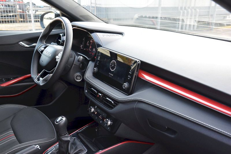 Škoda Fabia (2025) 1.0 TSI 85 KW Monte Carlo - fotka 18 z 28