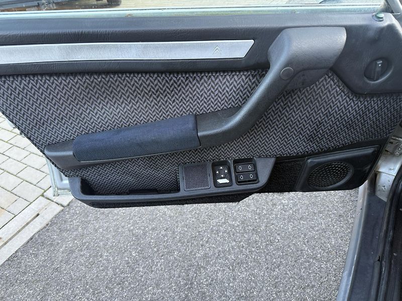 Citroën CX 25 GTI - fotka 16 z 18