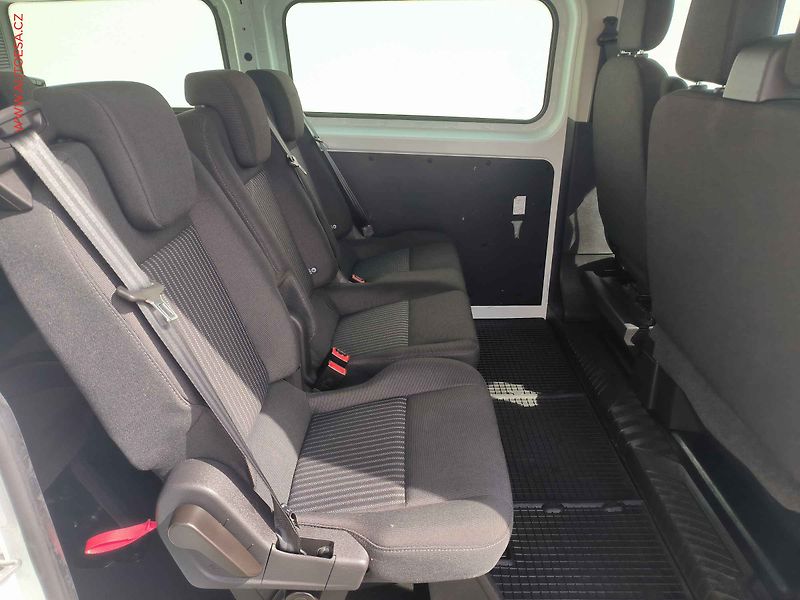 Ford Transit Custom (2017) 2.0TDCi 9míst, TREND, AC - fotka 11 z 20