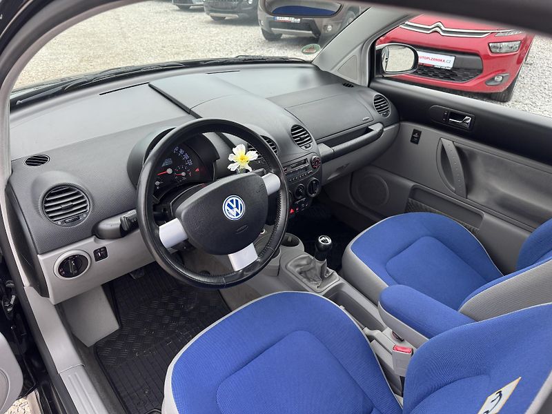 Volkswagen New Beetle (2002) 1.6MPi(75KW)EDITION - fotka 15 z 27