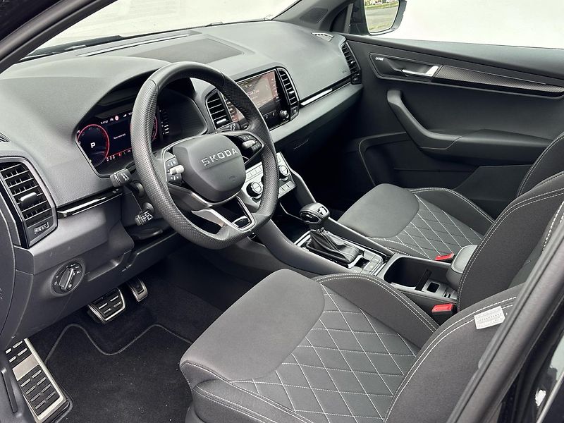 Škoda Karoq SPORT LINE - fotka 6 z 30
