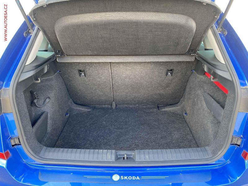 Škoda Kamiq (2022) 1.0 TSi, Ambition, LED - fotka 7 z 19