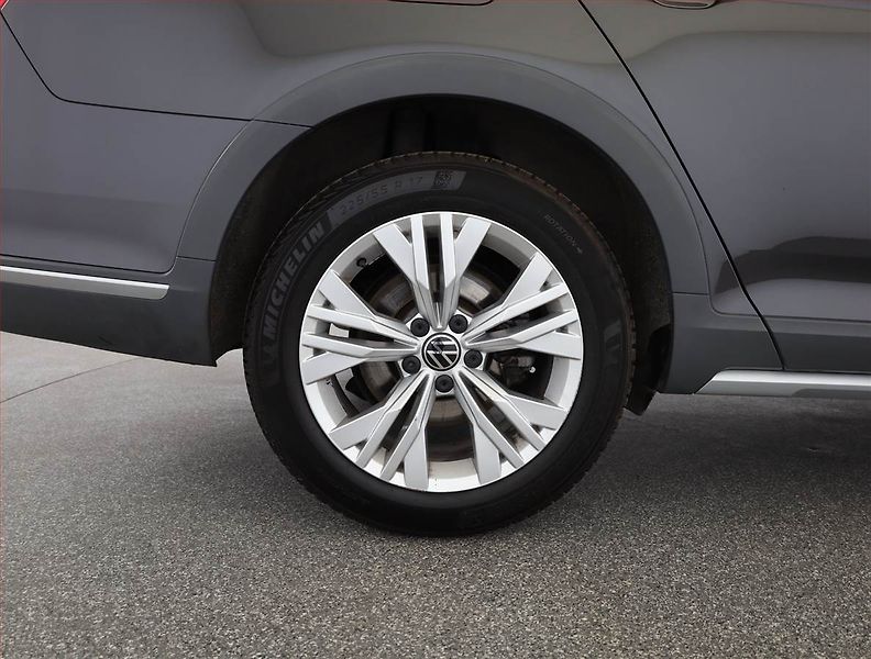 Volkswagen Passat (2022) Alltrack 2.0 TDI, 4X4 - fotka 18 z 18