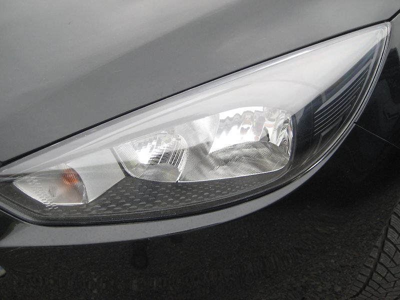 Ford Focus 1.0i 92 kW Ecob SPORT DPH-ČR! - fotka 9 z 23