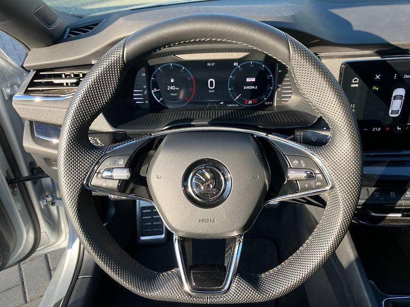 Škoda Octavia (2022) 1.5TSI 110kW STYLE SPORTline - fotka 26 z 36