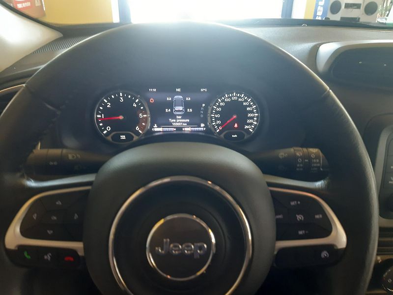 Jeep Renegade 2.0 CRDI 4x4 DIGIKLIMA NAVI - fotka 15 z 25