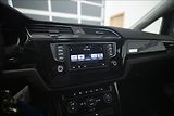 Volkswagen Touran 2,0 TDI MASÁŽ KAMERA VÝHŘEV ČR - náhled 31