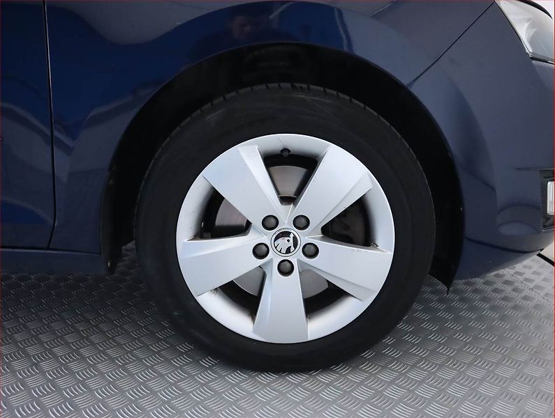 Škoda Rapid (2016) 1.2 TSI, Serv.kniha, Tempomat - fotka 15 z 19