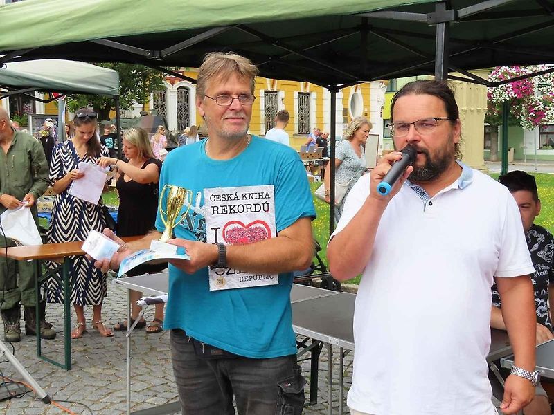 Orientační závod Selské baroko startoval již potřinácté v sobotu 17. srpna dopoledne z náměstí TGM ve Veselí nad Lužnicí.