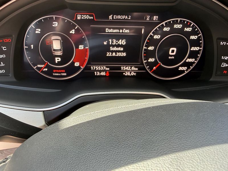 Audi SQ7 (2017) V8 4.0 TDI 320 KW (435 PS) - fotka 24 z 34
