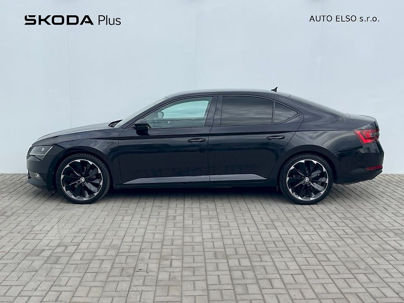 Škoda Superb (2018) 2.0 TDI / 140 kW DSG 4x4 L&K - fotka 3 z 30
