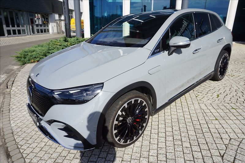 Mercedes-Benz EQE 0,0 350 4M  350 4M SUV - fotka 3 z 24