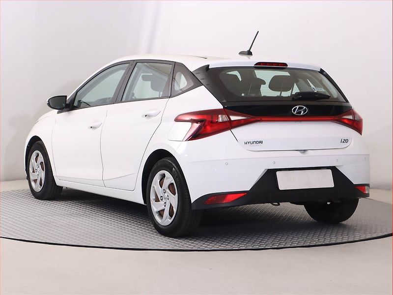 Hyundai i20 (2021) 1.0 T-GDI MHEV, Automat - fotka 4 z 17
