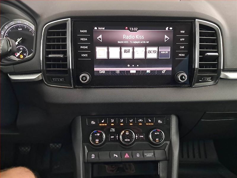 Škoda Karoq (2019) 1.6 TDI - fotka 12 z 16