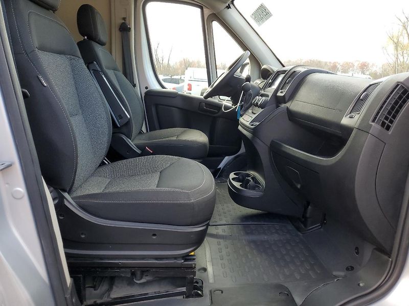 Dodge RAM (2016) 2500 RECREATIONAL VEHICLE - fotka 5 z 9