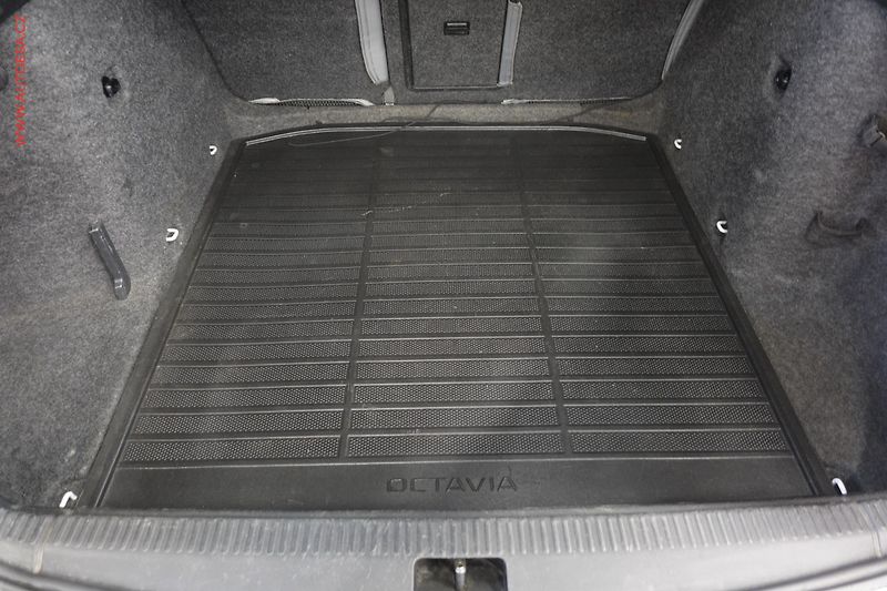 Škoda Octavia (2014) 1.6 TDi 4x4, 2.maj, AC, tempo - fotka 7 z 24