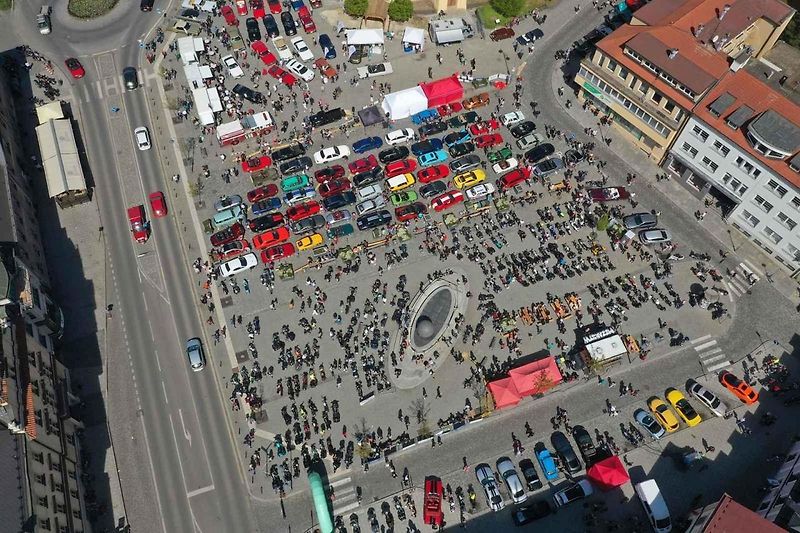 Nejkratší Route 66 na světě se koná v sobotu 12. dubna.