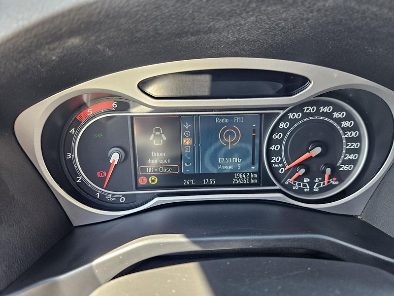 Ford Mondeo (2008) 2L TDCI 103KW, MAX VÝBAVA  - fotka 15 z 31