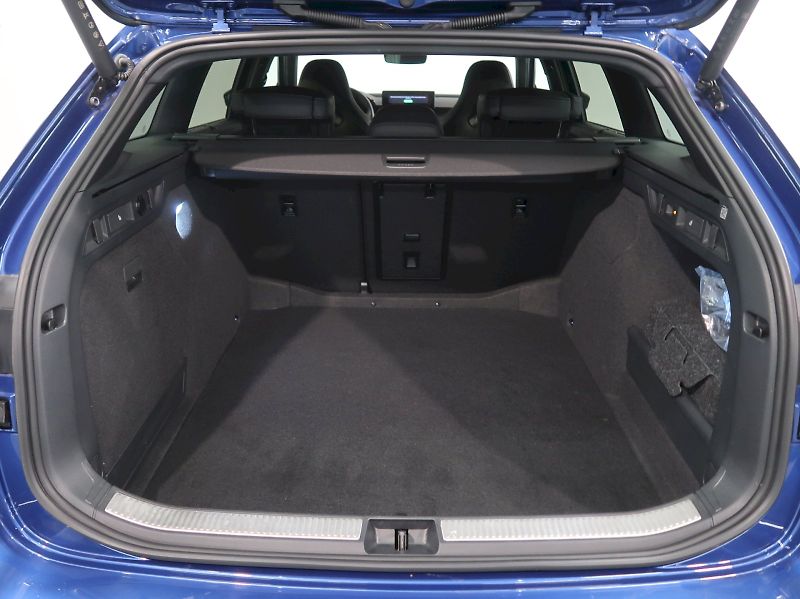 Škoda Superb (2025) SPORTLINE 2.0TDI 142KW 4x4 DSG - fotka 43 z 45