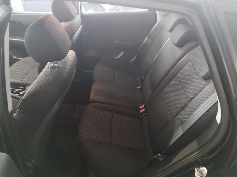 Hyundai i30 (2011) 1,6I,93KW,AUTOMAT,ALU,naj.63t - fotka 15 z 27