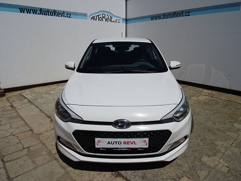 Hyundai i20 (2016) 1.2i,1majČR,klima - fotka 18 z 19