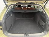 Škoda Superb Combi L&K 2.0 TDI 142kW 4x4 DS - náhled 24