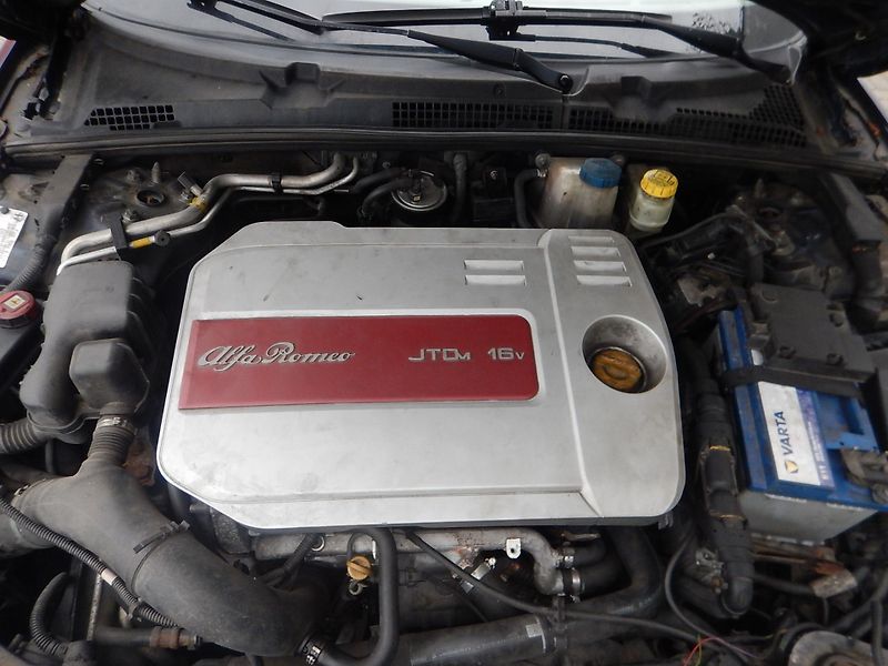 Alfa Romeo 159 1.9 Jtd 110 kw - fotka 13 z 13