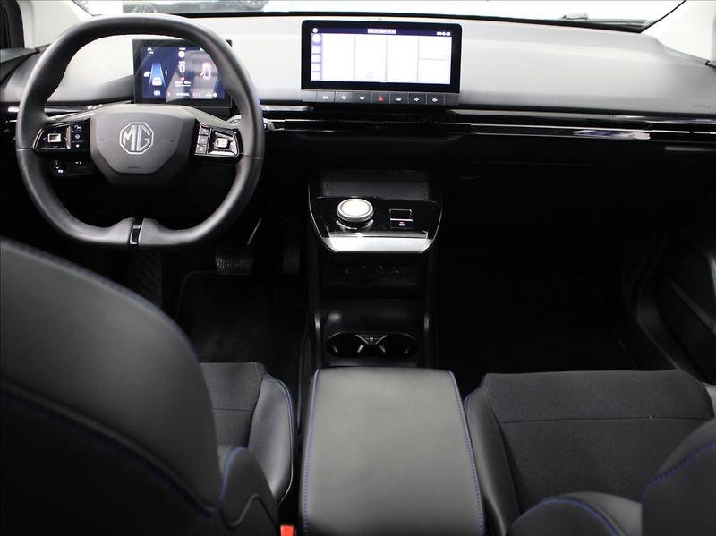 MG MG4 0,0 77kWh Exclusive 30tkm. ČR - fotka 8 z 26