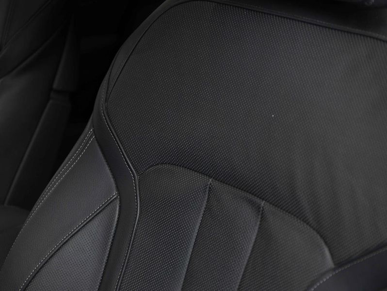 BMW Řada 5 540d xDrive - fotka 19 z 22