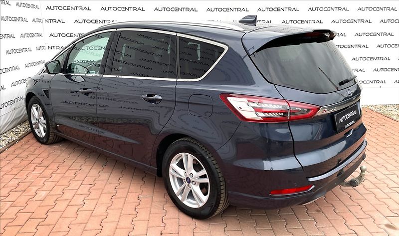 Ford S-MAX 2,0 EcoBlue,140kW,AWD,TITANIUM - fotka 6 z 30