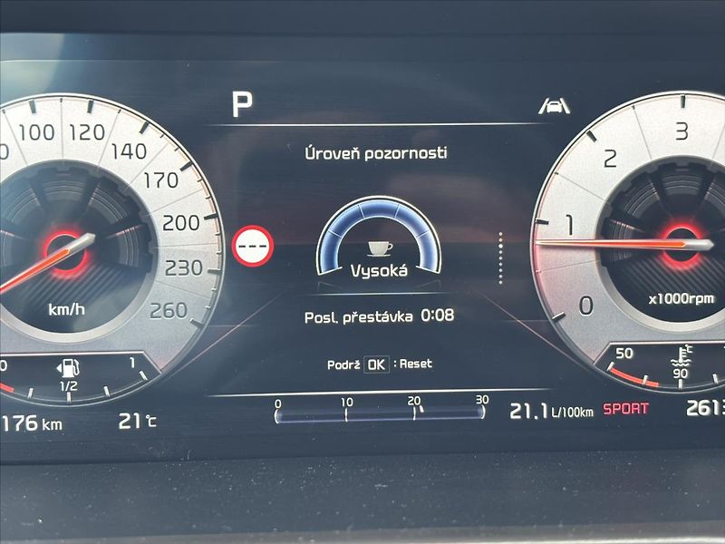 Kia Sorento 2,2 D 4x4 AT TOP ZÁRUKA 7MÍST - fotka 49 z 50