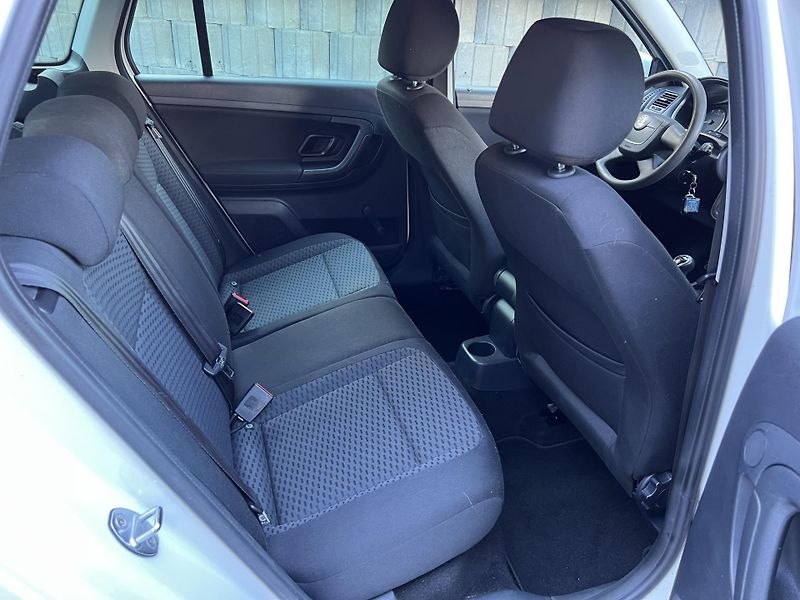 Škoda Fabia combi 1.2 TSi 63 kW NOVÁ STK - fotka 8 z 15