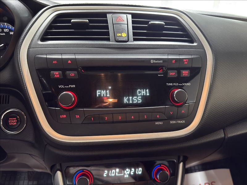 Suzuki SX4 S-Cross 1,6   VVTi 4X4 KEY-LESS VÝHŘEV - fotka 13 z 38
