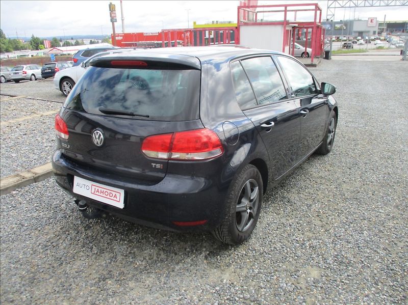 Volkswagen Golf 1,4 TSI, digi klima, servis, - fotka 6 z 28