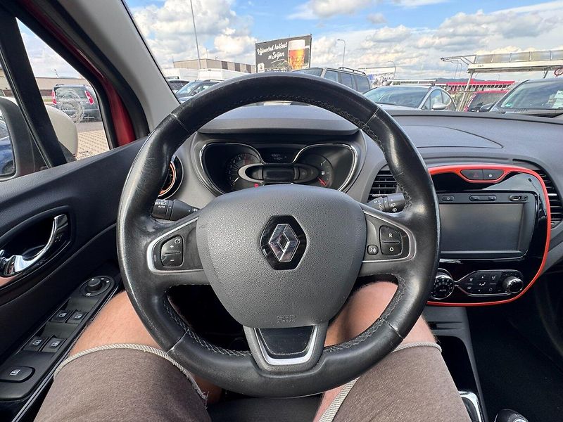 Renault Captur (2016) 0,9 TCE 66 KW ROZVODY USB NAV - fotka 19 z 42