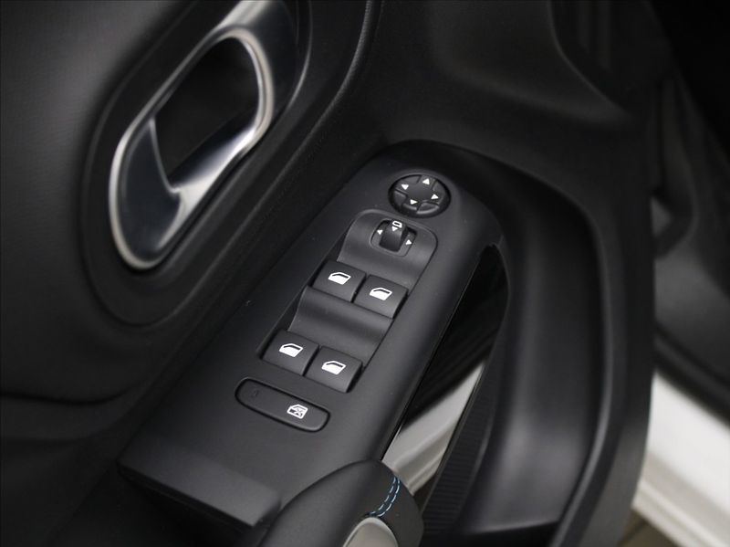Citroën C5 Aircross 1,2 PT 96kW 25tkm. VÝPRODEJ! - fotka 17 z 23