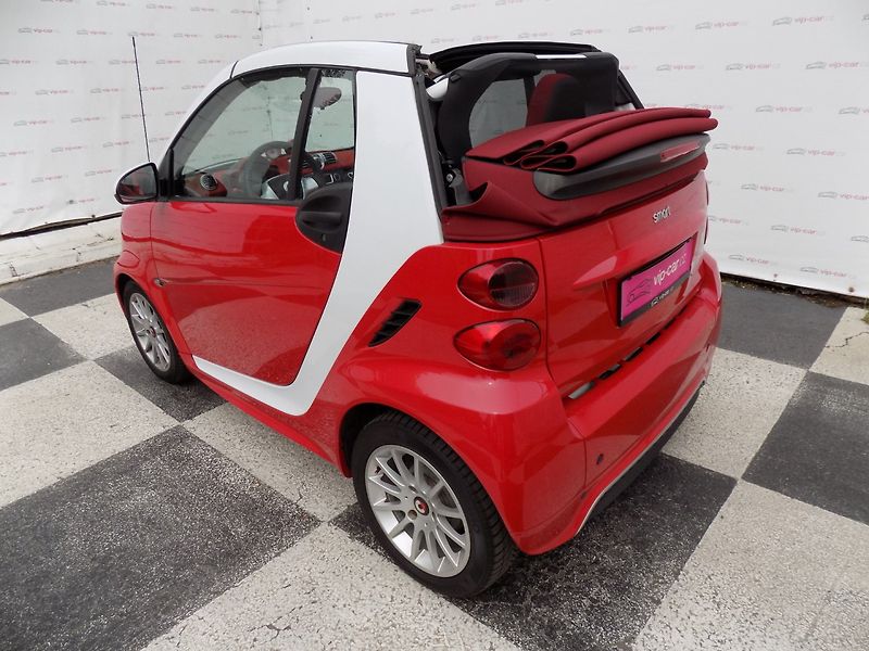 Smart Fortwo (2012) 1.0/Passion/Cabrio/AT/Klima/ - fotka 3 z 42