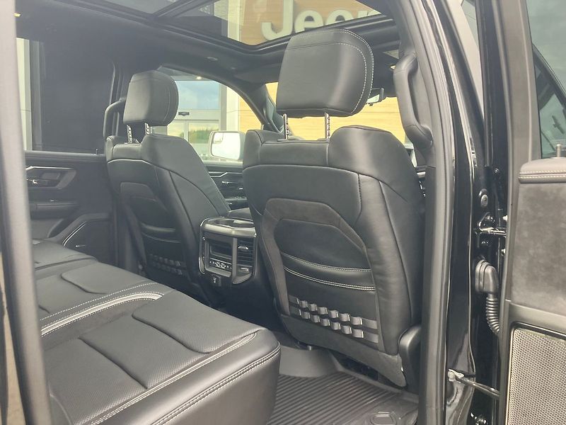 RAM 1500 (2025) 3.0 I6 548k RHO - fotka 37 z 56
