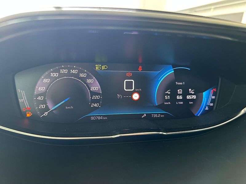 Peugeot 3008 1.2i,Allure Pack.130HP,ČR, - fotka 12 z 19