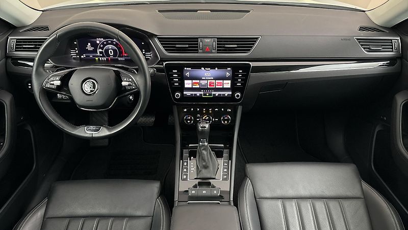 Škoda Superb 2.0 TDI DSG 4x4 L&K Combi - fotka 8 z 33