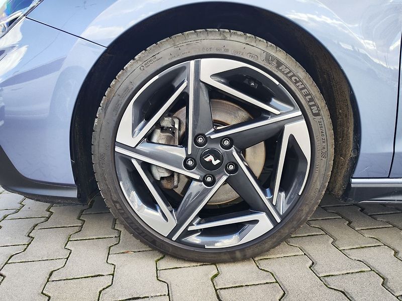 Hyundai i30 1.5 T-GDI/103kW N-Line DCT - fotka 33 z 34