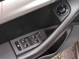 Škoda Octavia (2013) 1.6 TDi, DSG, park.čidla - náhled 20