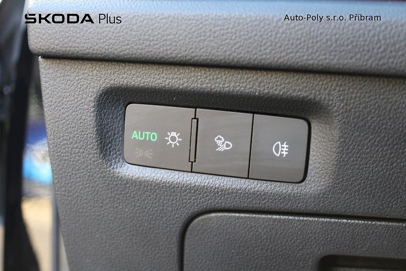 Škoda Octavia (2024) RS 2.0TSI / 195kW 7°DSG - fotka 12 z 24