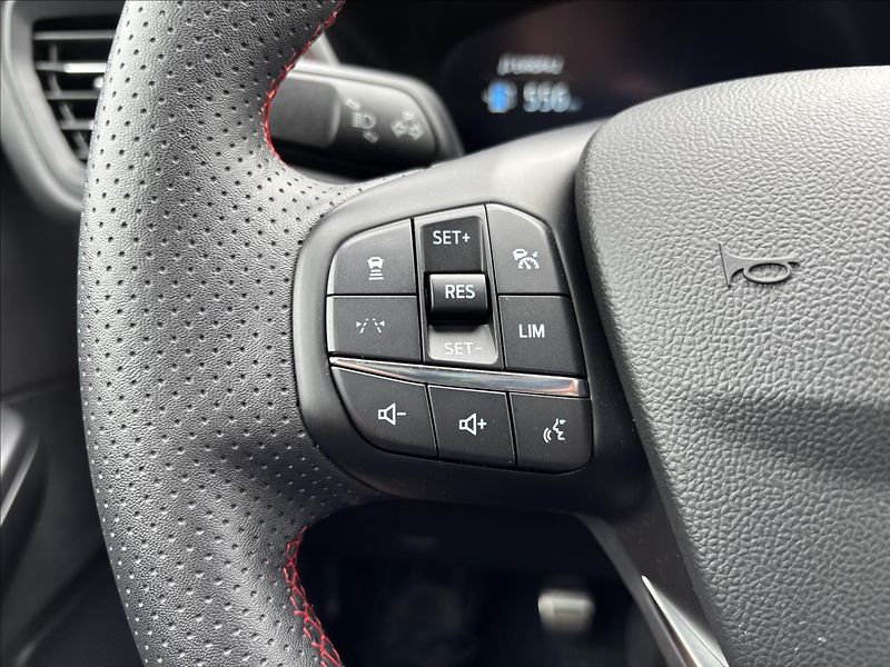 Ford Kuga 1,5 EcoBoost 111kW ST-Line X - fotka 30 z 40