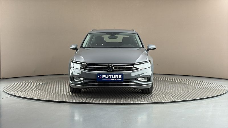 Volkswagen Passat 2.0 TDI DSG 4MOTION Elegance V - fotka 3 z 27
